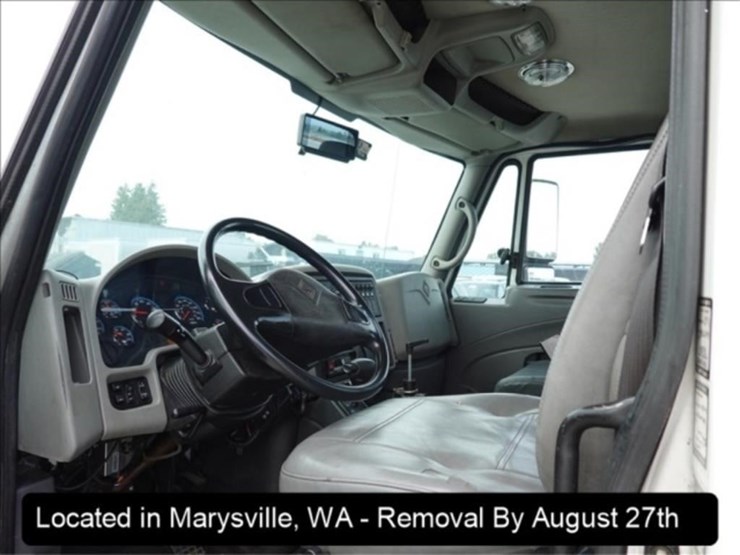 2008-international-durastar-4300-image-17