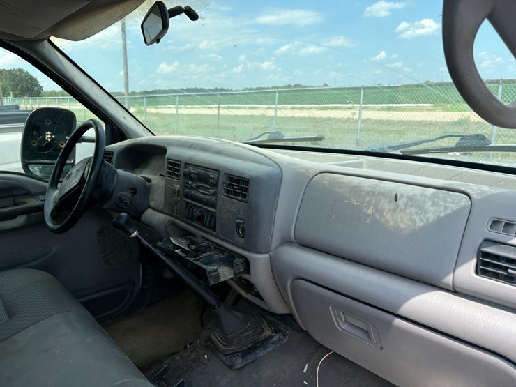 1999-ford-f350-image-24