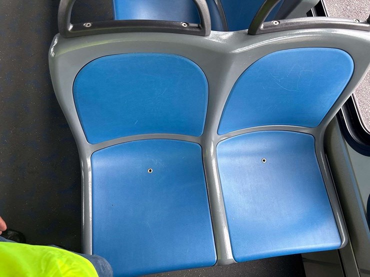 2014-gillig-low-floor-image-31
