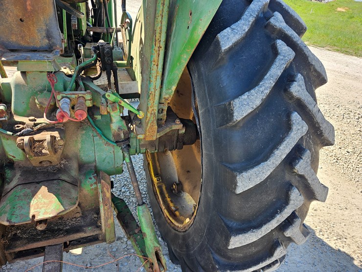 john-deere-2130-image-56