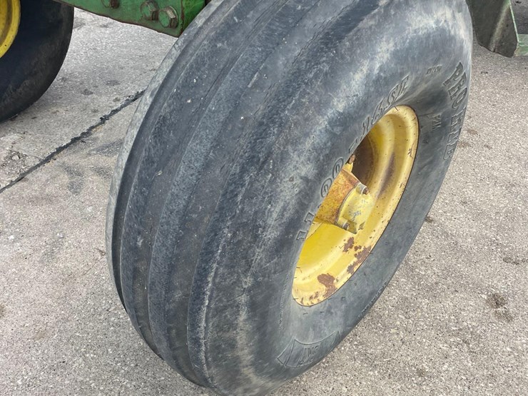 john-deere-4630-image-8
