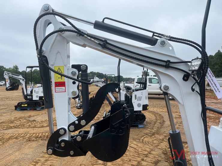 unused-2025-tk13-mini-crawler-excavator-image-9