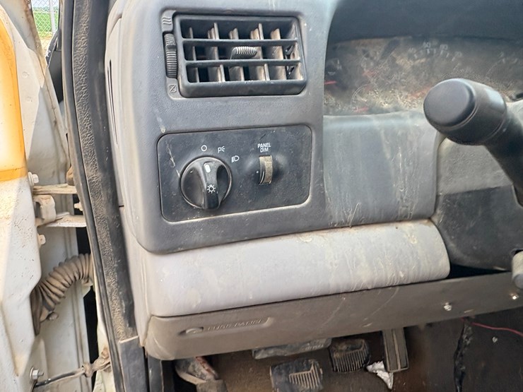 1999-ford-f350-image-38