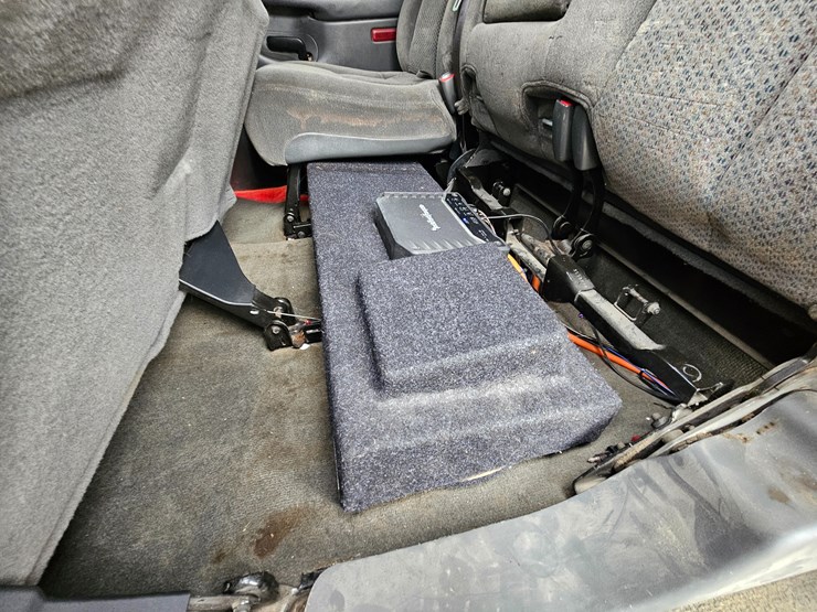 2005-chevrolet-silverado-image-58