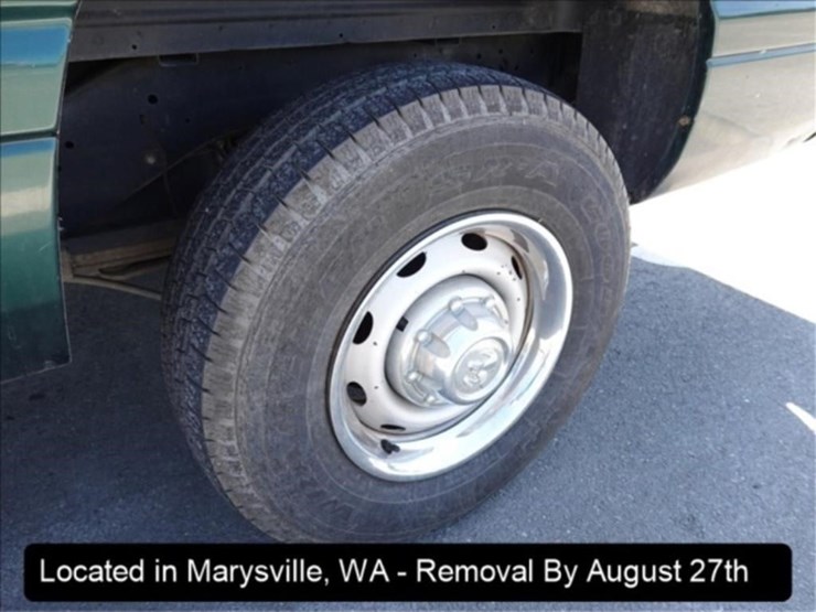 2001-dodge-2500-image-14