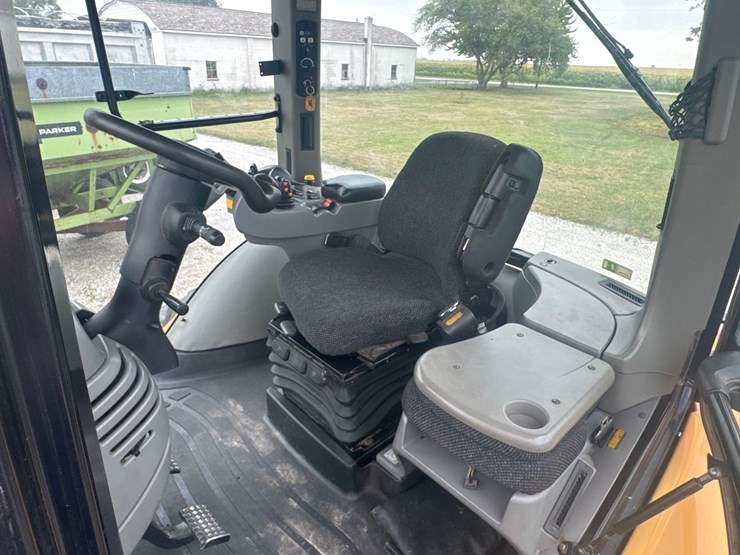 2002-challenger-mt765-image-26