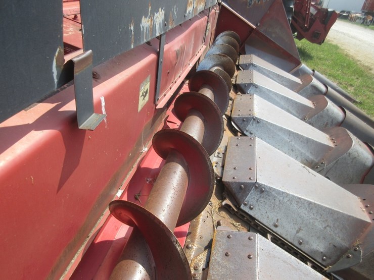 case-ih-1063-image-5