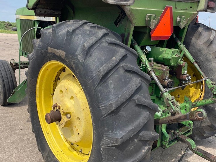 john-deere-4630-image-16