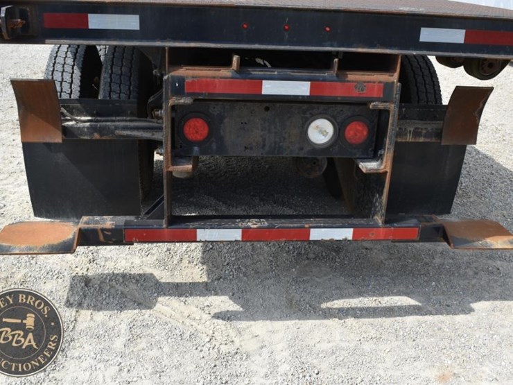 2013-international-durastar-4400-image-40