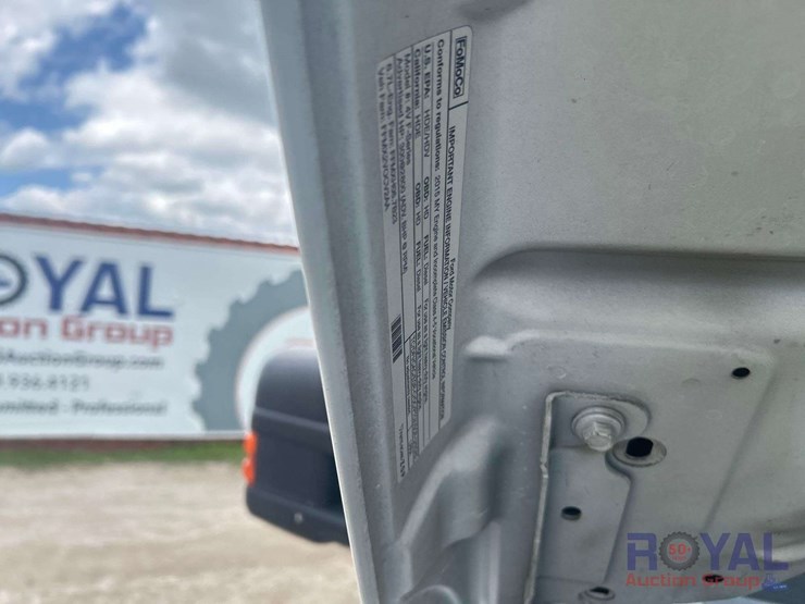 2015-ford-f450-image-18