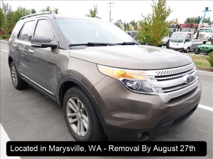 2015-ford-explorer-image-13