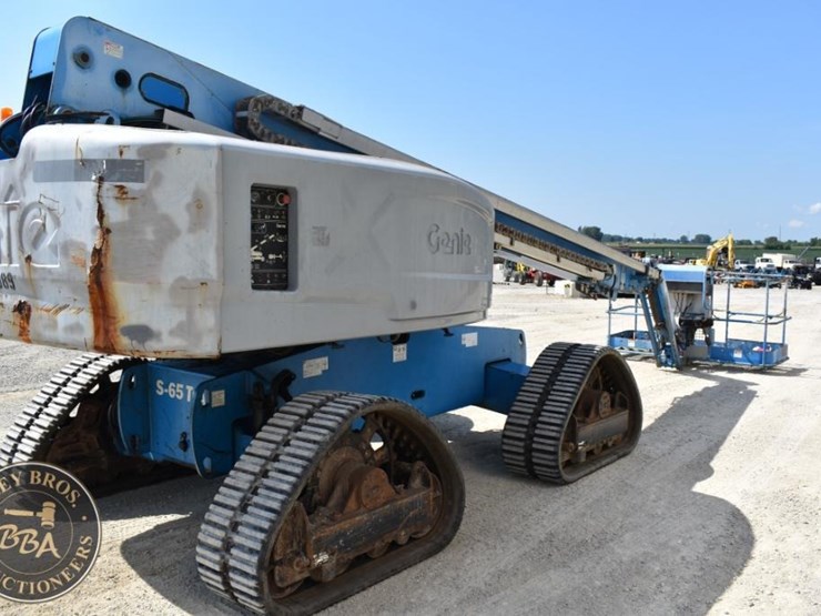 2014-genie-s65-trax-image-22