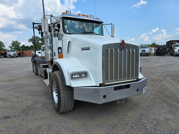 2012-kenworth-t800-image-66