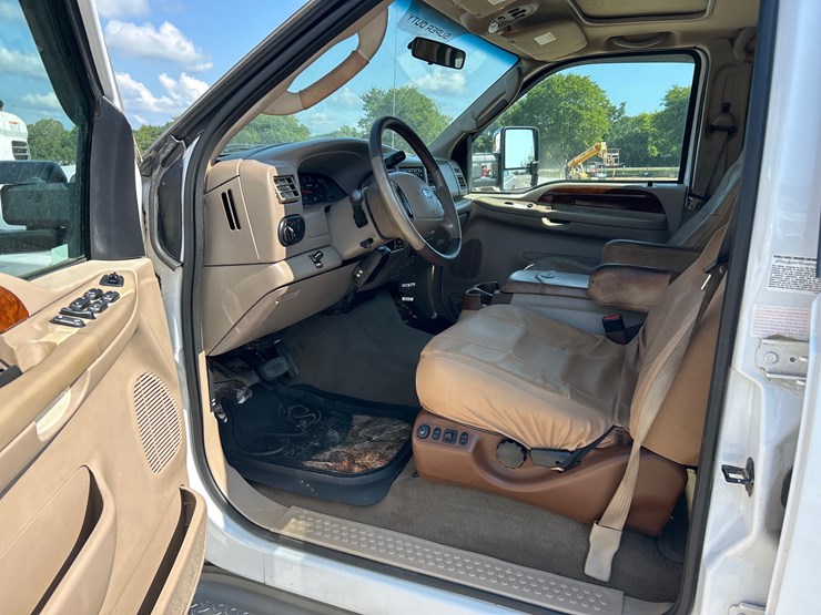 2004-ford-f350-image-10