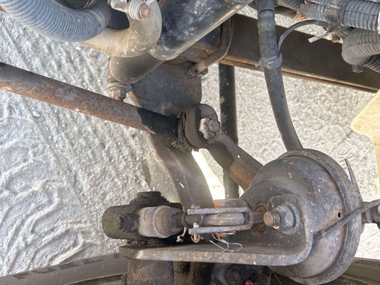 2014-international-durastar-4300-image-19