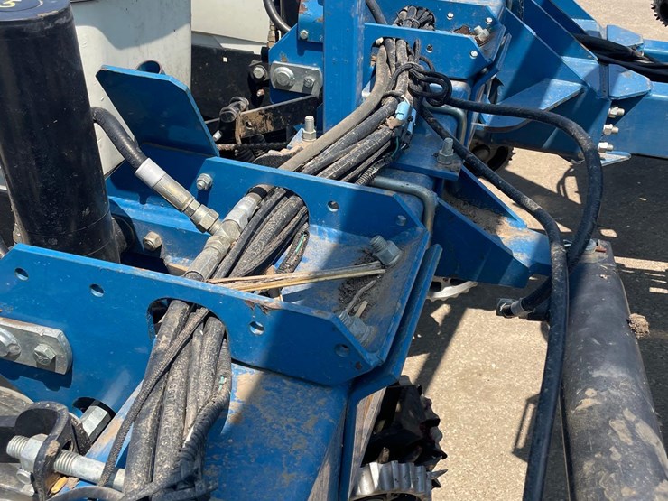 kinze-3200-image-40