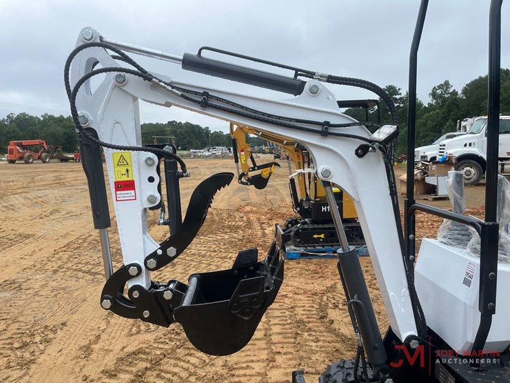 unused-2025-tk13-mini-crawler-excavator-image-6