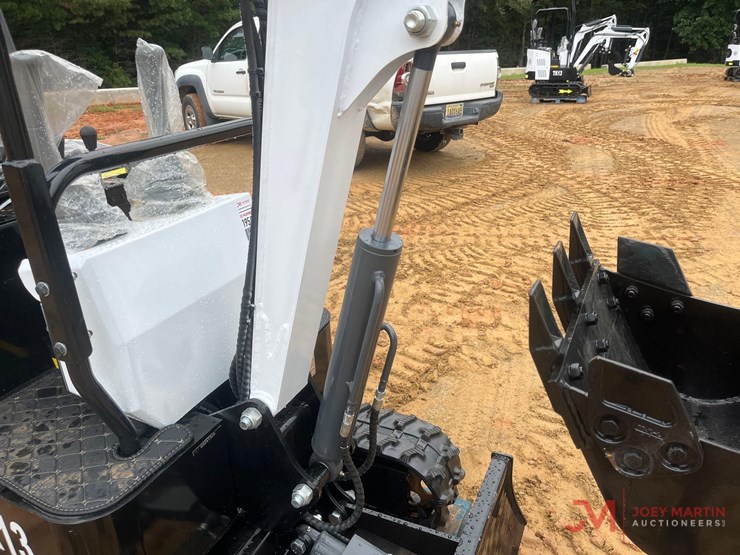 unused-2025-tk13-mini-crawler-excavator-image-9