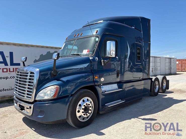 2017-freightliner-cascadia-125-image-1