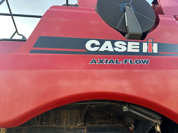 2012-case-ih-8120-image-6