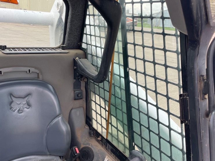 bobcat-s250-image-36