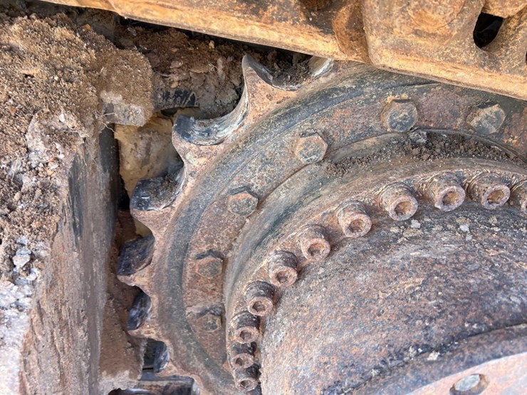 2020-caterpillar-336-image-33
