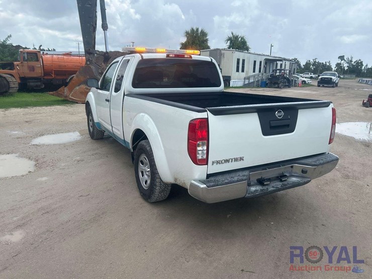 2016-nissan-frontier-image-4