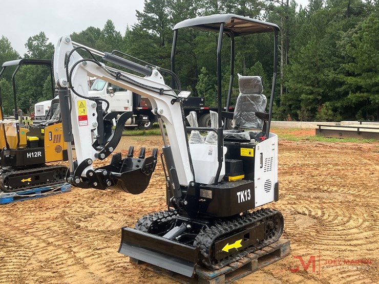 unused-2025-tk13-mini-crawler-excavator-image-2