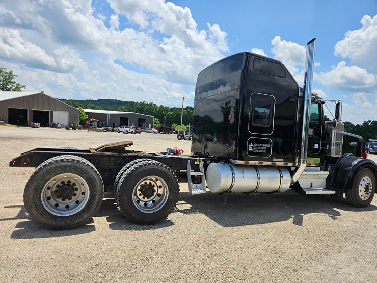 2000-kenworth-w900-image-22
