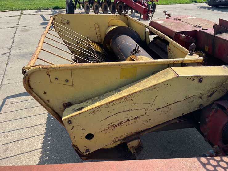 new-holland-890-image-19
