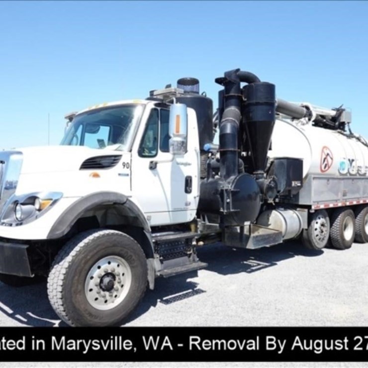 2011 INTERNATIONAL 7600