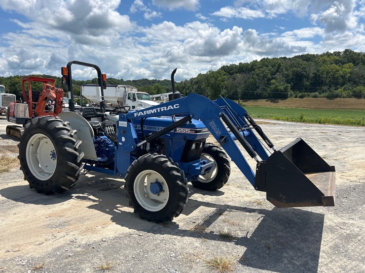 farmtrac-555dtc-image-4