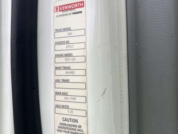 2016-kenworth-t880-image-7