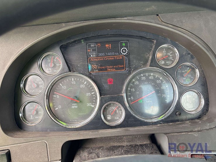 2019-kenworth-t880-image-13
