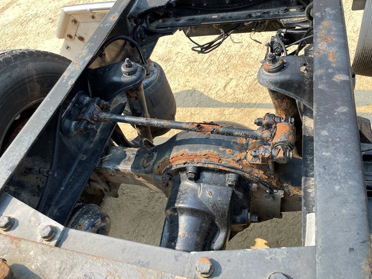 2016-kenworth-t680-image-25