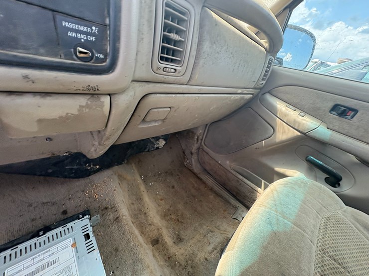 2002-chevrolet-1500-image-34