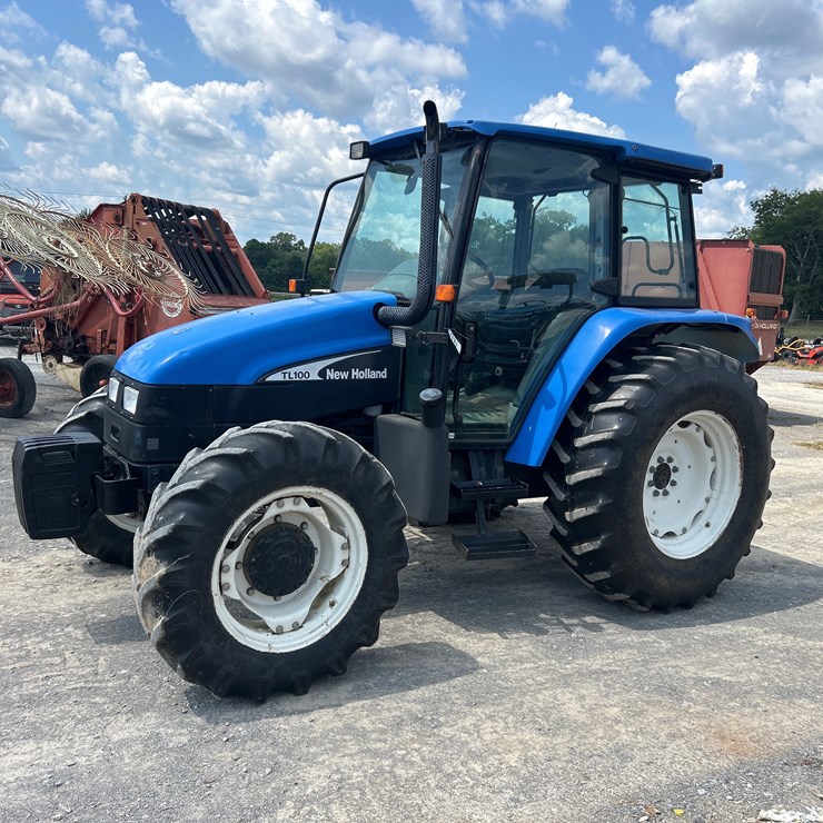 NEW HOLLAND TL100