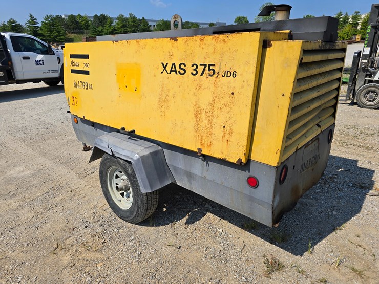 2010-atlas-copco-xas375-image-12