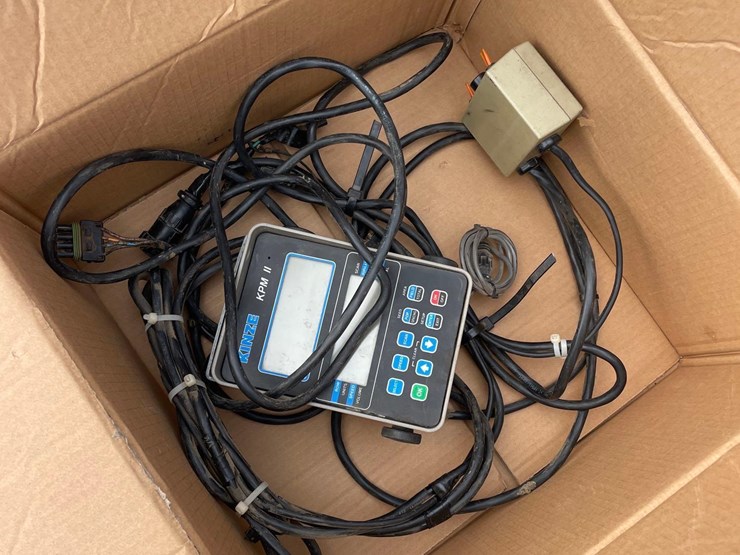 kinze-3200-image-61