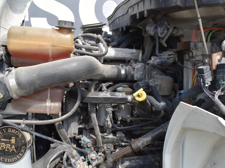 2013-international-durastar-4400-image-24