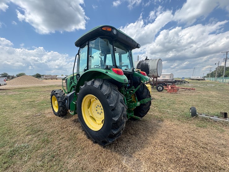 john-deere-5100e-image-4