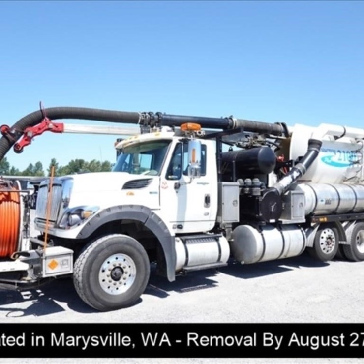 INTERNATIONAL 7600