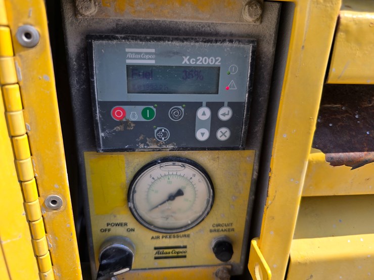 2010-atlas-copco-xas375-image-48