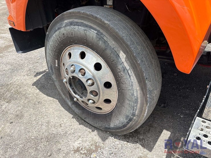 2019-kenworth-t880-image-41