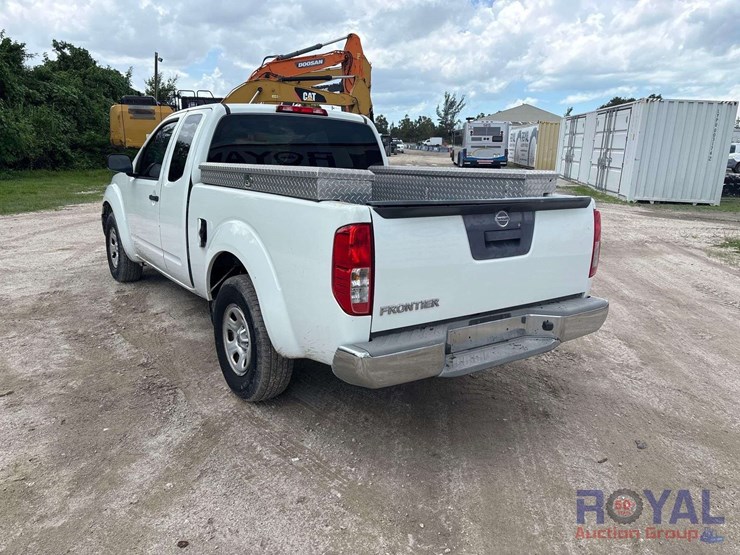 2014-nissan-frontier-image-4