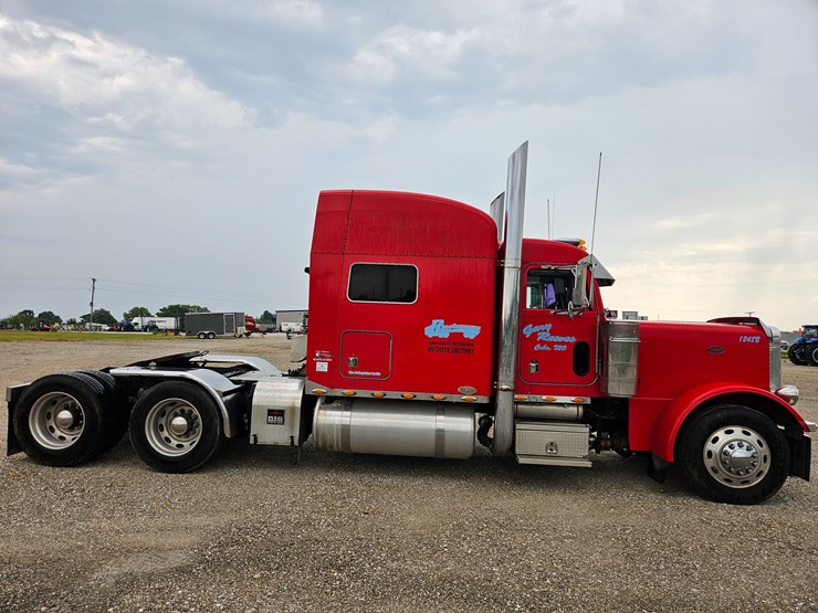 2003-peterbilt-379-image-27