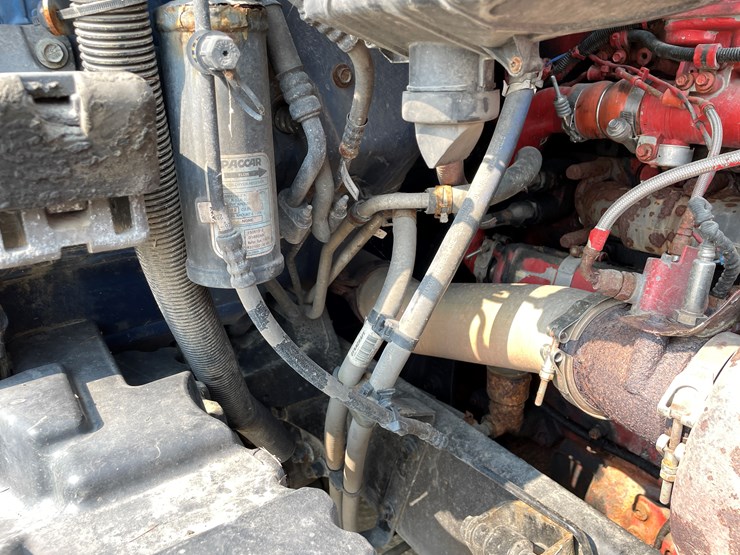 2016-kenworth-t680-image-51