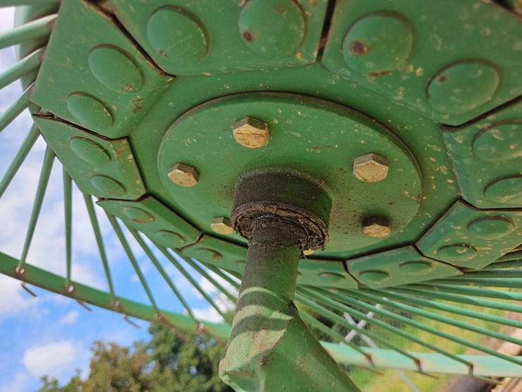 john-deere-702-image-16