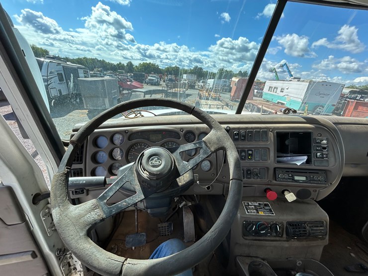 2007-mack-chn613-image-13