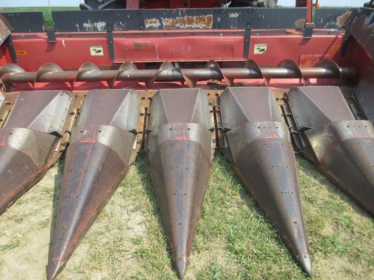 case-ih-1063-image-2